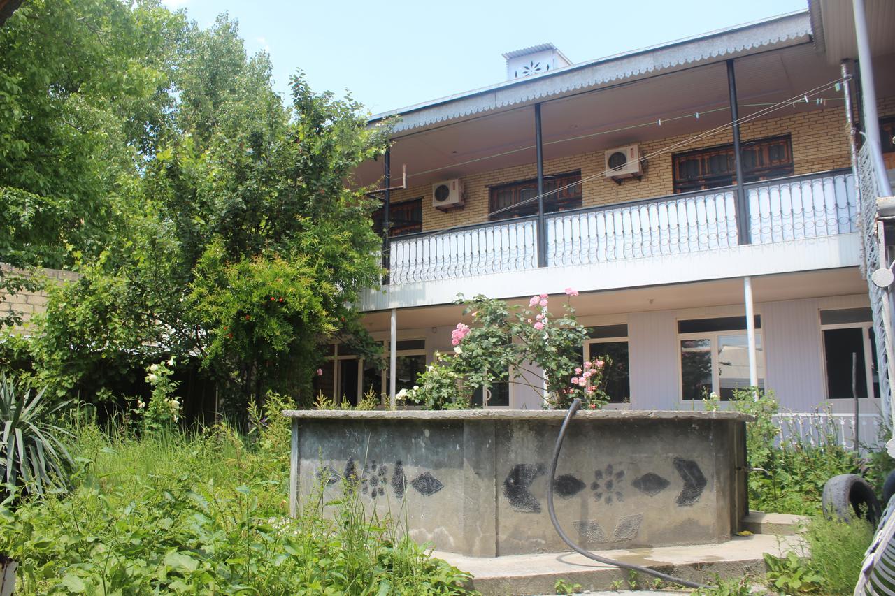 Canal Hostel Şǝki Buitenkant foto