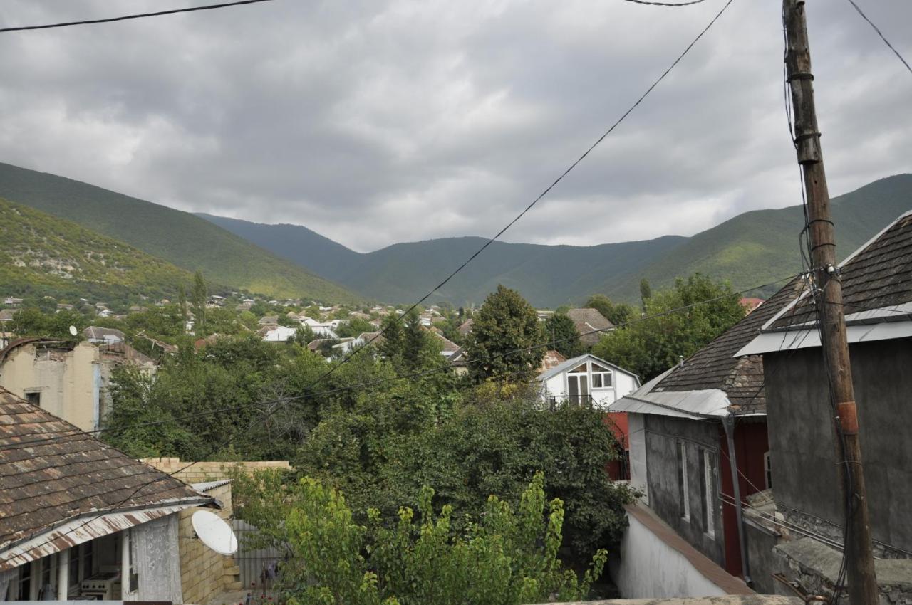 Canal Hostel Şǝki Buitenkant foto