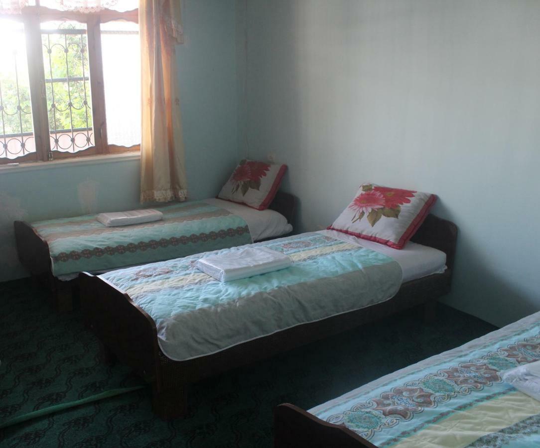Canal Hostel Şǝki Buitenkant foto