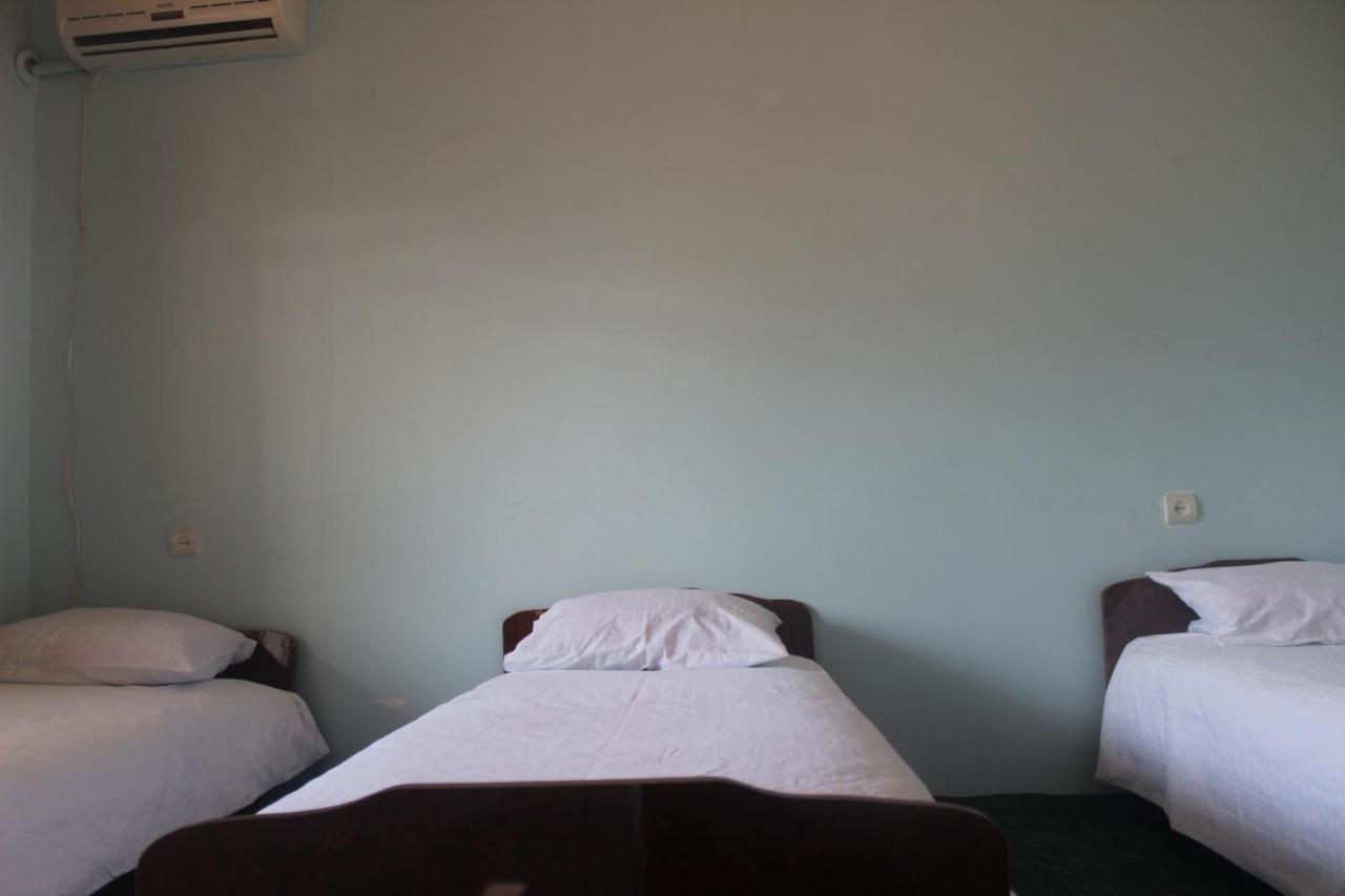 Canal Hostel Şǝki Buitenkant foto